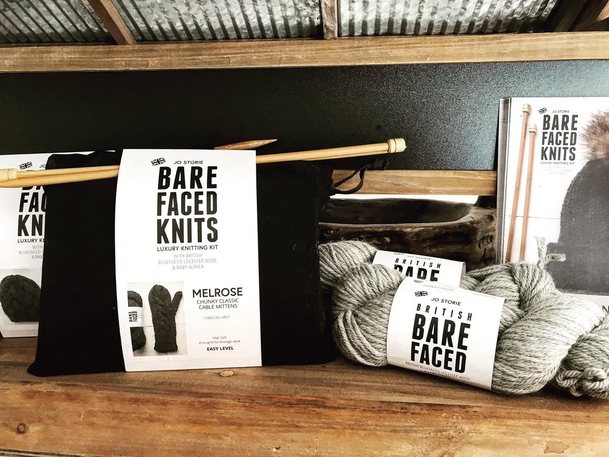 JoStorieKnits's tweet photo. My knitting kits make great gifts, choose from a mitten, sock or hat . Each kit contains everything you’ll need to make the project.

#shoplocal #buybritish #supportindependents #britishyarn #slowfashion #sustainablefashion #barefacedknit https://t.co/E0JsRBouNN