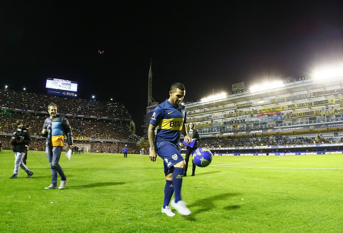 PasionBosteraof's tweet photo. Se cumplen exactamente cinco años de la vuelta de Carlos Tevez a Boca. El día que colmamos La Bombonera para recibir al último ídolo. 🔟✨ https://t.co/iY5Ehl7Dsb