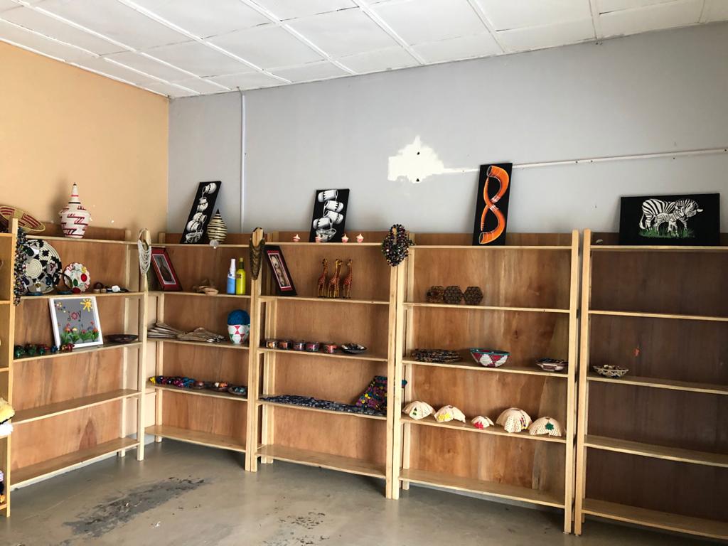 btdavidimpact's tweet photo. "Little by little, a little become a lot." Tanzanian Proverb.
Please visit our store (Nyamata, Opposite to Nyamata-Ville Cell's Office) to admire and support the work of our first cohort of womenpprentices. https://t.co/Y9YkaI3ub9