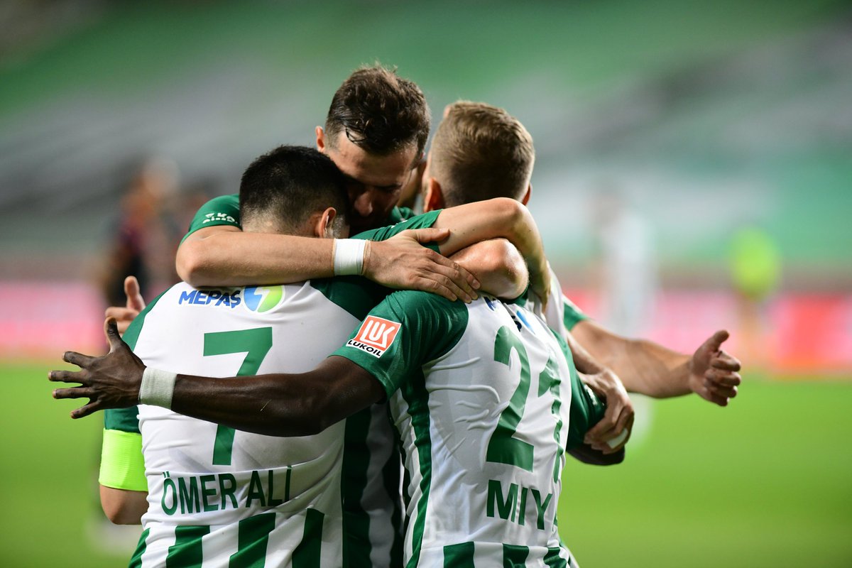 yasar42's tweet photo. # Günlerden KONYASPOR# https://t.co/ZJsXTdIATE