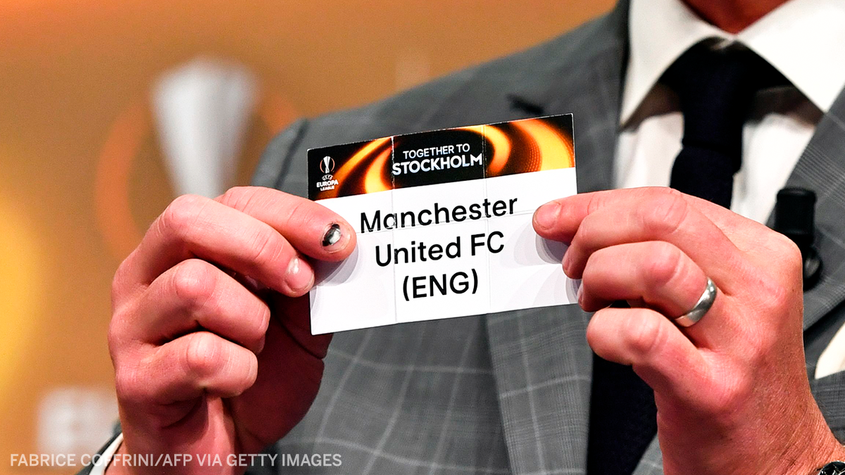 ESPNFC's tweet image. 95th minute:                 96th minute: