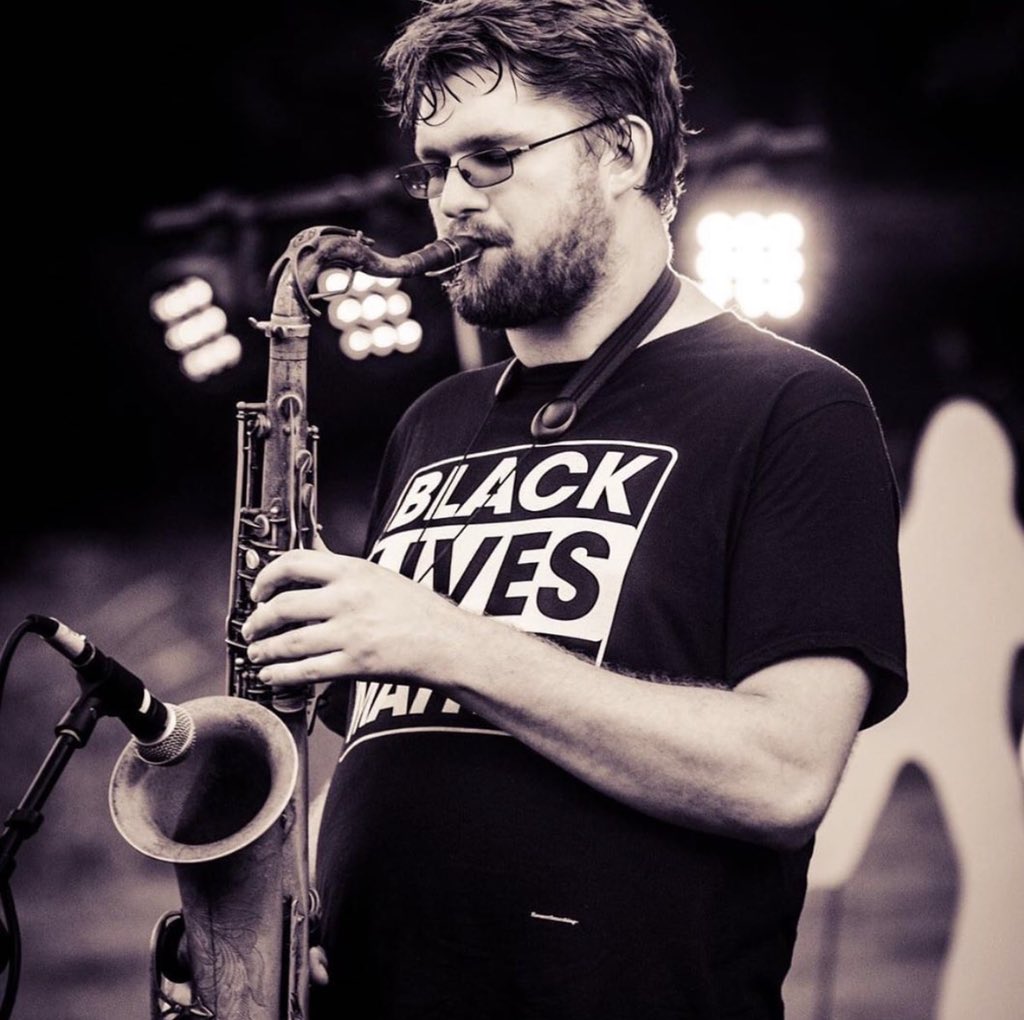 Driftlessmusic1's tweet photo. Big shout out to @tuggmusic for killing it over the weekend! Live music returns yet again this Saturday with @froglegband. As always, for tickets/info visit 👇  https://t.co/APpWPDT8lx https://t.co/AfITUdeHZE
