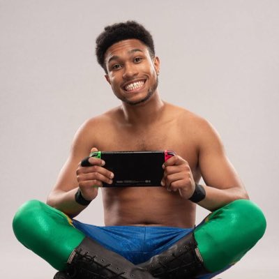 BigGameLeroy's tweet photo. So what are y'all playing? #NewProfilePic #AEW #BigGameLeroy #SwitchKid #NintendoSwitch 
📸: @Speedy_Photo https://t.co/6UIiqfRzNr