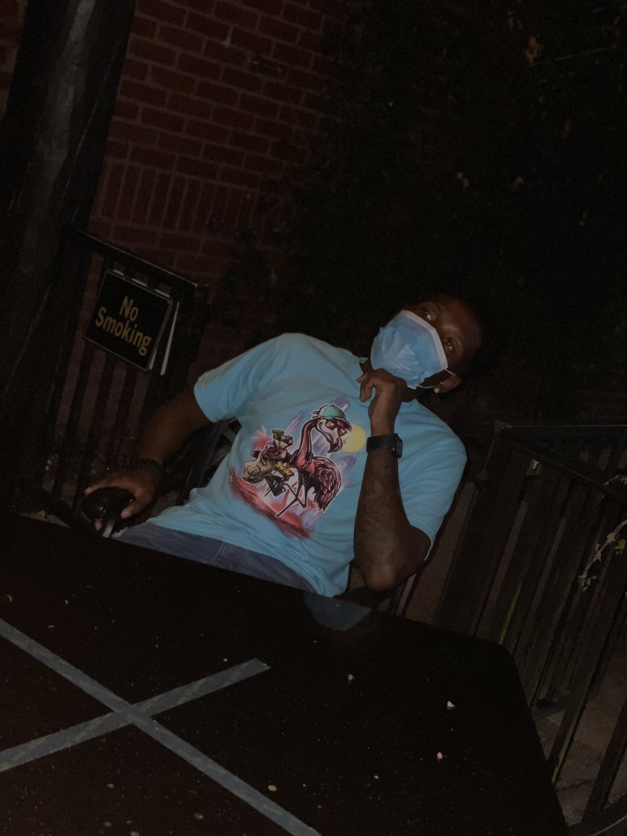 theking_dillon's tweet photo. I played my cards smart ~CEO Status 🖤💥🤧 https://t.co/yoBpDNrjWz