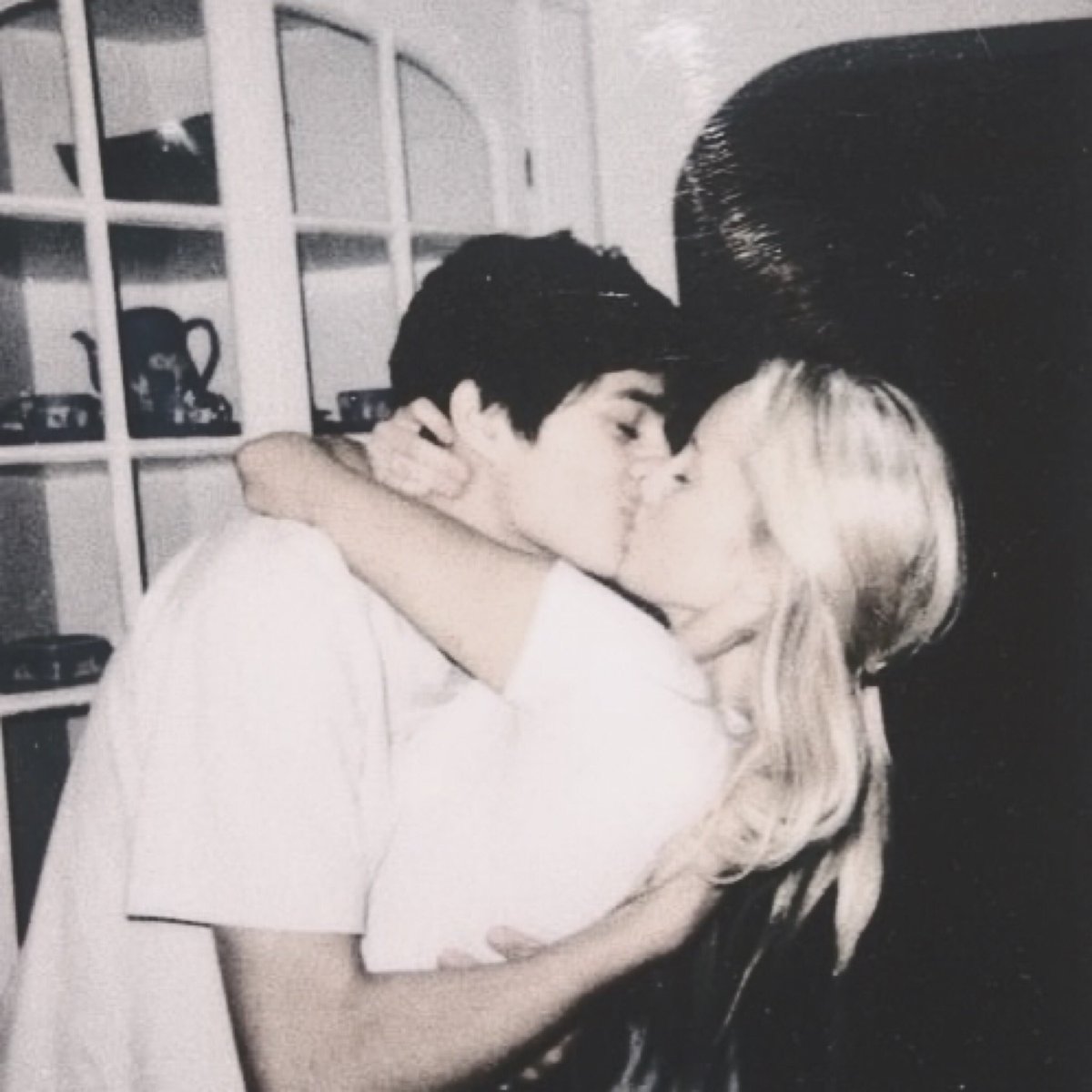 sraprongs_'s tweet photo. Stay Together
One-shot - percabeth
fiz essa one pra comemorar o aniversario da annie ❤️
watt: https://t.co/u0foW1rPQ0
spirit: https://t.co/zCNeOliKCs https://t.co/C7xkjdegbS