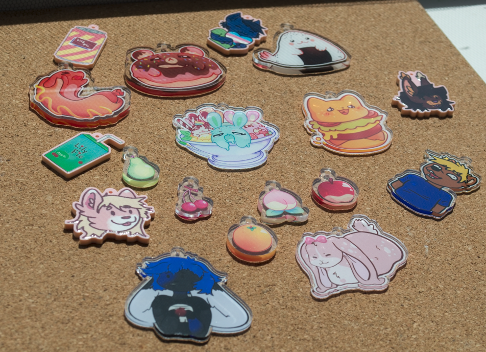 acrylsy's tweet photo. @pomupeach We started doing merch recently (currently acrylic charms but soon expanding to enamel pins) and we've had some success on Kickstarter but we're struggling actually getting many sales in our store.
https://t.co/gWFh4iYyP8 https://t.co/fO4jmfOwRZ