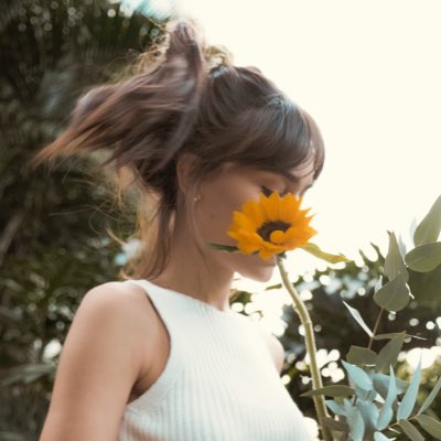 CacaSalle's tweet photo. #NovaFotoDoPerfil https://t.co/BZXVxJf4WE