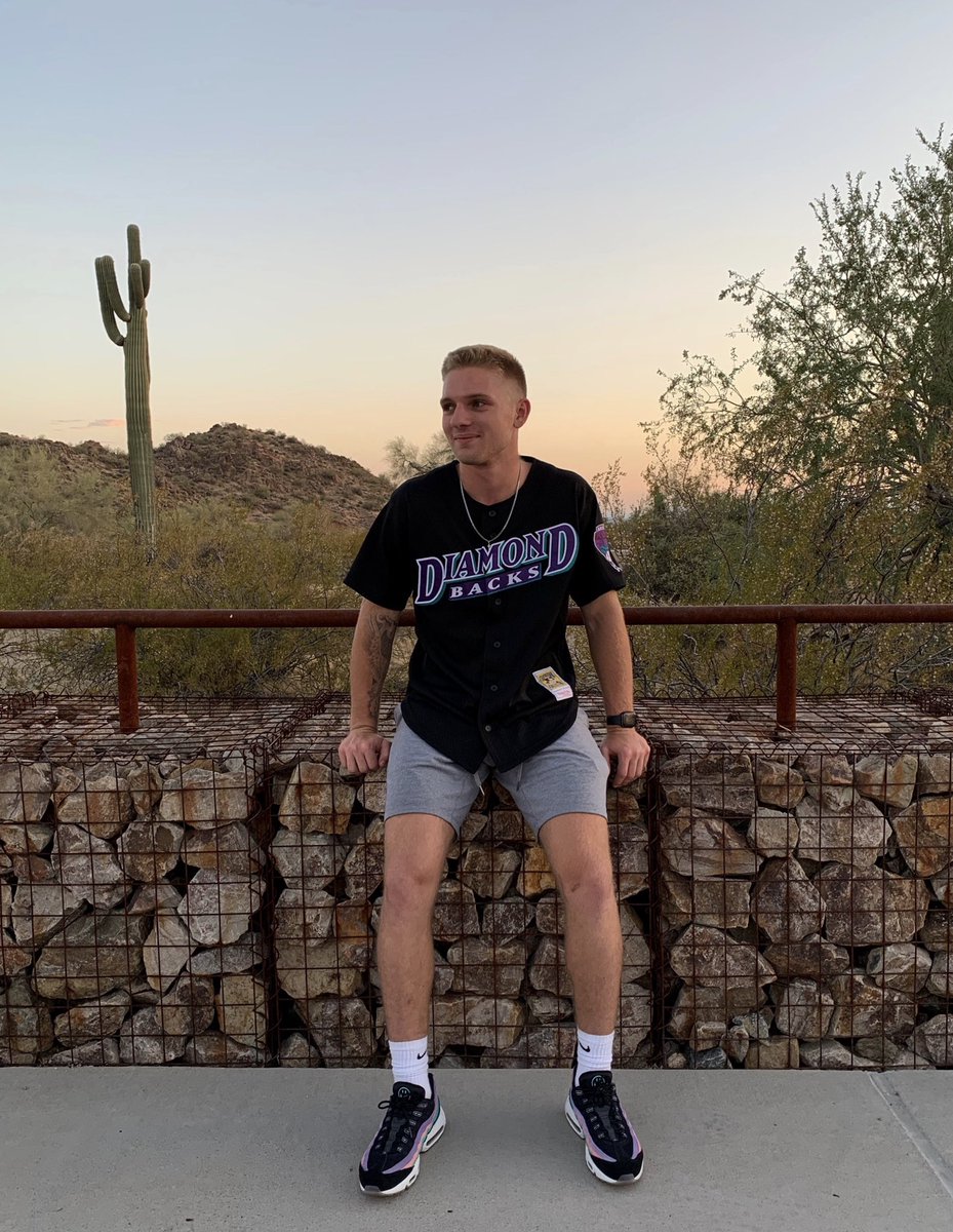 MackKlafter's tweet photo. AZ🔆➡️WI❄️ https://t.co/9jmnX3KUxi