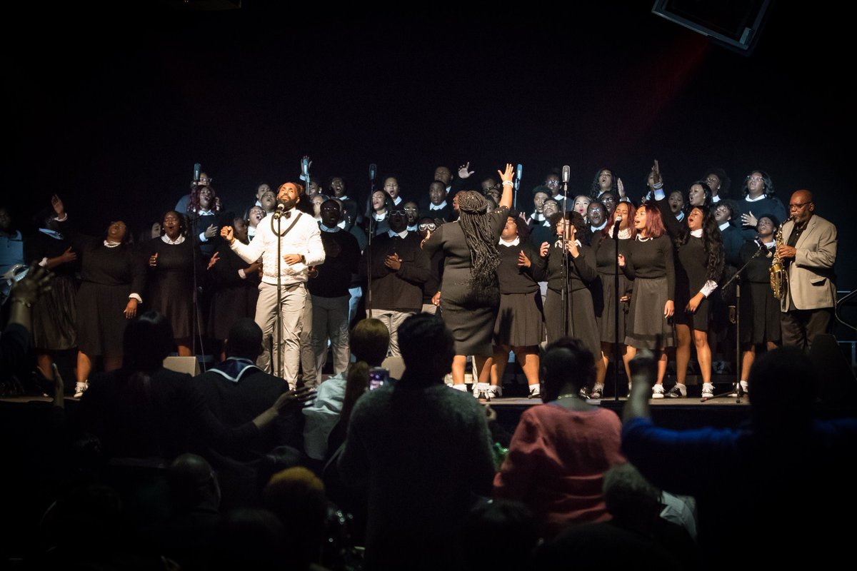 church_boi70's tweet photo. @callmegisele 🔷🔶Trojans! 🎼The VSU Gospel Chorale🎶, founded in 1971, is award winning 🏆and world renowned🌏. We are known for our choreography, outfits &amp; dynamic sound! We are group of different individuals all coming to getting to serve and sing about one God ✝️! @vsugc #Vsugc https://t.co/CTiSQYO2sn