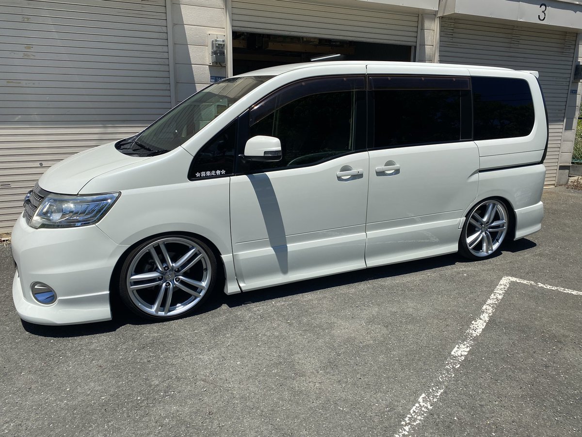 フーガの純正ホイール欲しい人いてませんか？ 8.5J＋50通し タイヤATR 