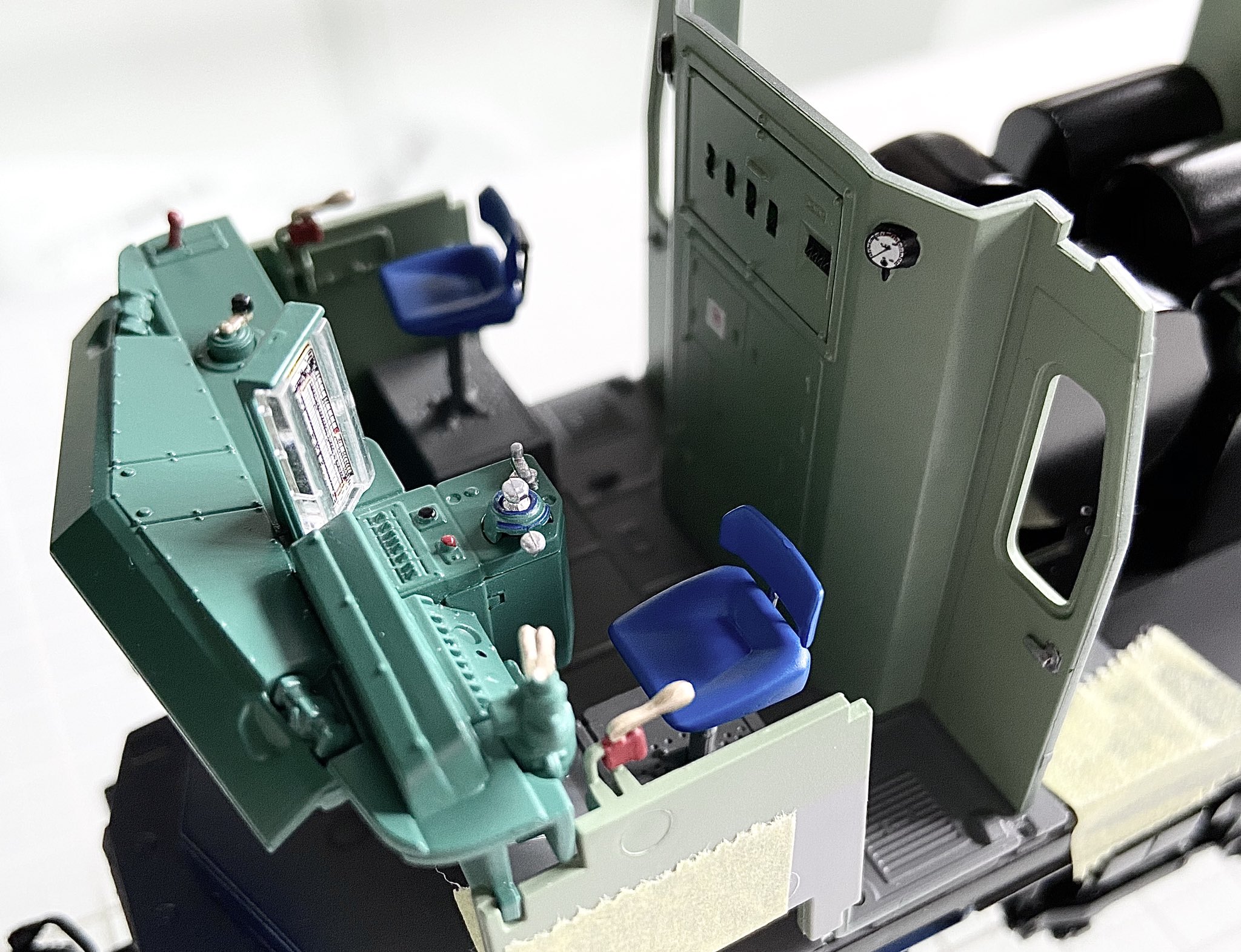 鉄道部品 EF66-54 1エンド運転座席 鉄道部品 EF66-54 1エンド運転座席 - メルカリ