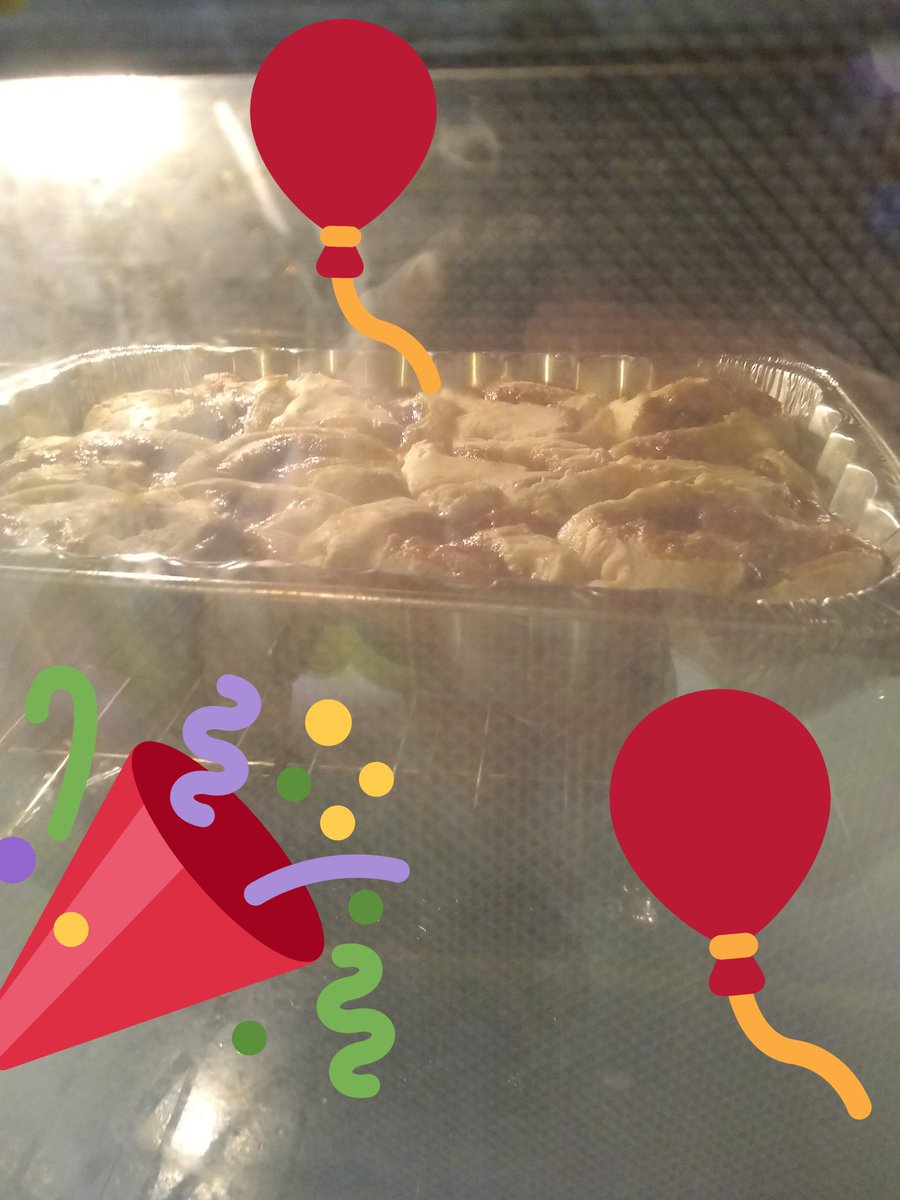 gracepheesh's tweet photo. Today we celebrated our #LittlestPheesh turning 3! I #baked homemade #cinnamonrolls before work this morning to celebrate. We had a fun train themed birthday party on Saturday. It's a bittersweet moment when your last baby is no longer a baby. #HappyBirthday 💗🎂 https://t.co/4J9l701yMy