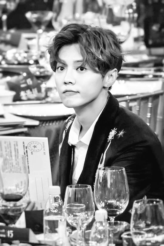 Trav_0ff's tweet photo. #DakruoMDebut

Tarde como siempre pero llegando al debut de estos chicos, me he sentado en silencio y he disfrutado de lo que he podido ver hasta el momento.
Estoy seguro que van a brillar de ahora en adelante como un grupo exitoso. https://t.co/268cR5Zeq3