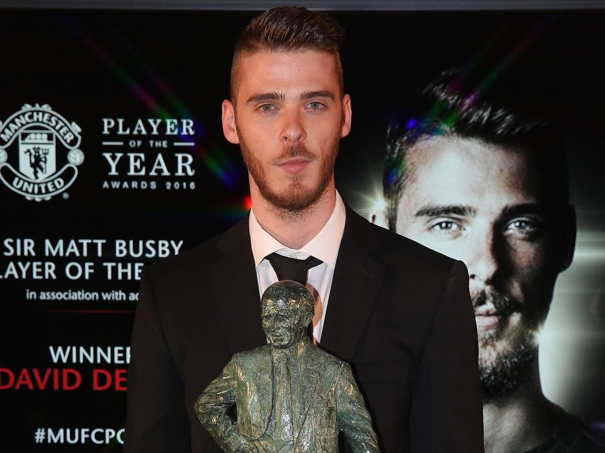 thejonnyross's tweet photo. @D_DeGea @ManUtd I haven't forgot all those years you saved us @D_DeGea ❤️ https://t.co/KKGVI3QTao