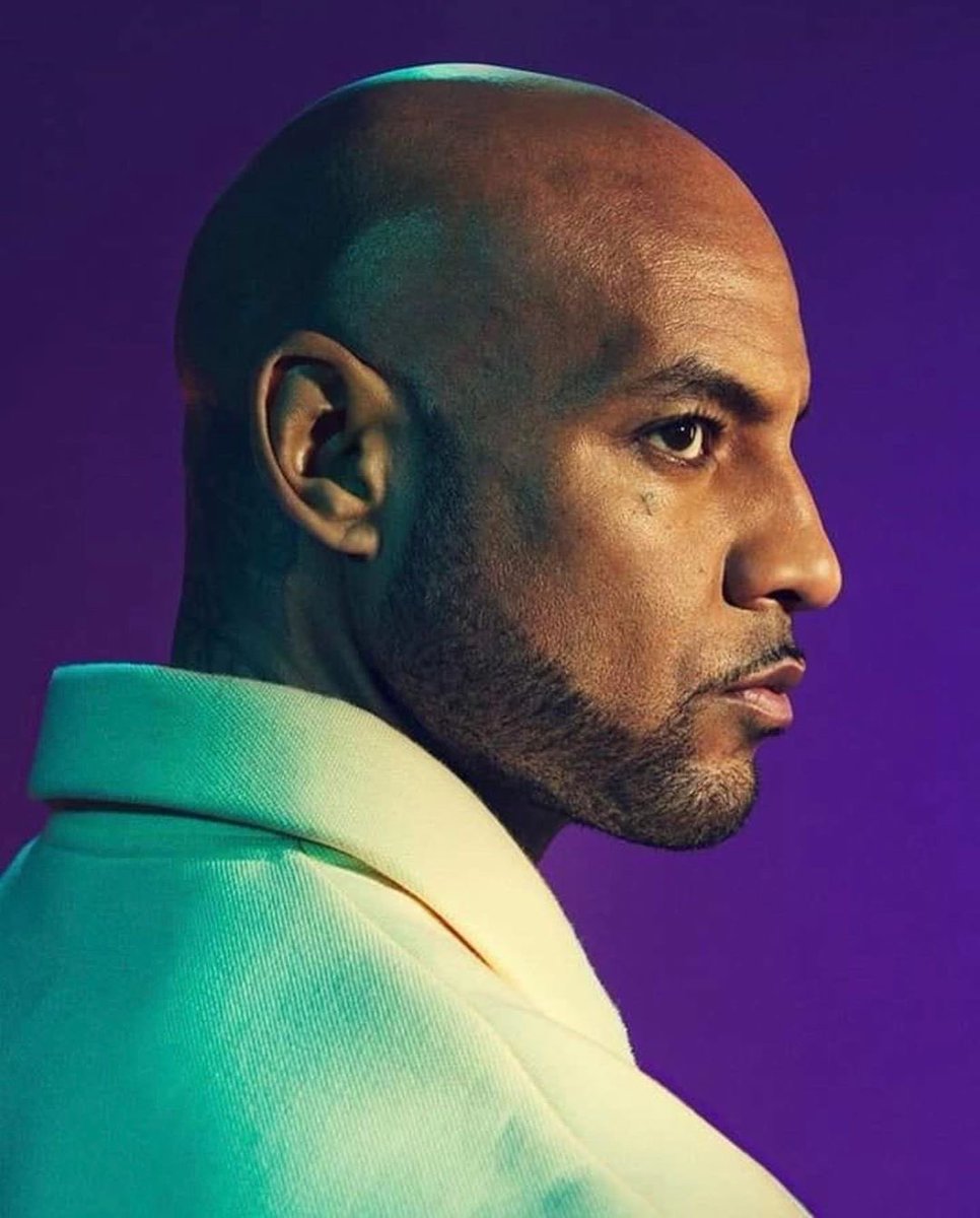 instrudurap's tweet photo. 🚨 Nouveau single de Booba « Dolce Vita » enfin disponible sur les plateformes de streaming !

🎹 Et c’est produit par Sany San &amp; @BerryProd https://t.co/zTM1c1RF49