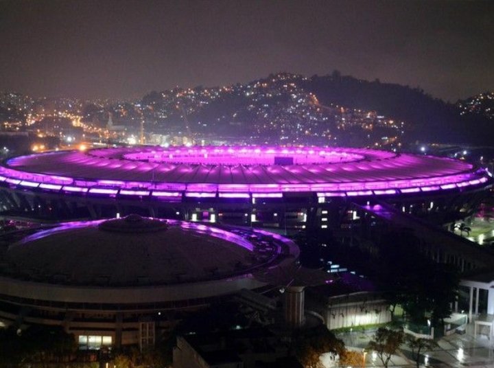 venusany_'s tweet photo. o ano é 2021, bts no brasil, cristo redentor todo roxo, maracanã lotado, final do show e o bts cantando "WE ARE BULLETPROOF: THE ETERNAL" e as b-armys todas com as mãos dadas para cima cantando também...   

#BTSINMARACANA2021 https://t.co/L3SW0XzgL6