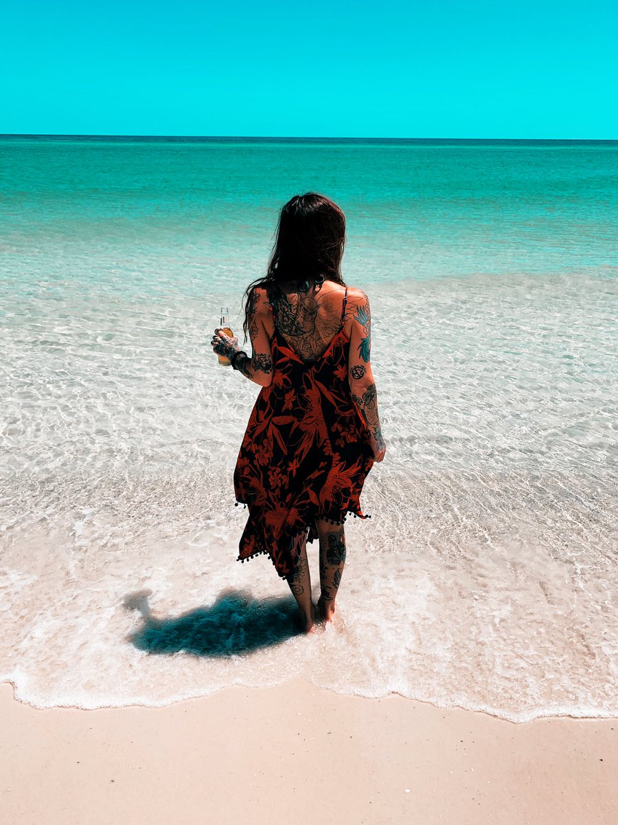 tattoogypsy42's tweet photo. Going through ocean withdrawals for sure #ocean #pensacolabeach #beach #saltlife #beachbum https://t.co/LB5jQGAmGH