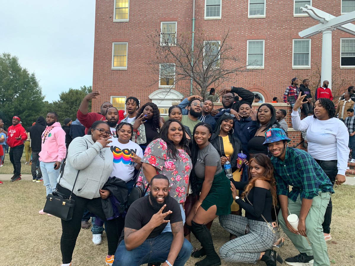 brilly_willy's tweet photo. @callmegisele A Movement Walking. Established 2006! Our purpose is to promote UNITY on VSU’s campus as well as in the community. Follow our Twitter to stay updated: @AMovmentWalking https://t.co/izKV5ePl29