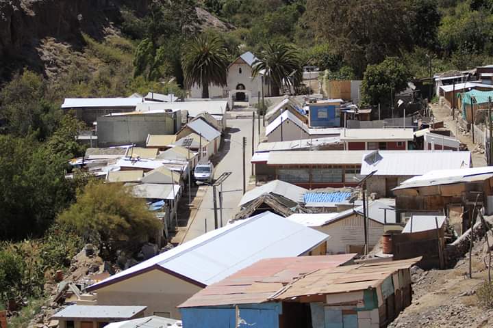 RadioAyni's tweet image. 🎧[PODCAST] PREOCUPACIÓN EN #TIMAR ANTE MASIVO CONTAGIO DE #COVID_19 #Camarones #Arica #PueblosIndígenas 

REVISA Y ESCUCHA👉bit.ly/3fsuaYn

#RadioAyni
(Foto: Timar, gentileza Andy Manzanares)