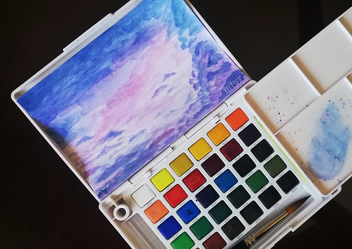 yilisef's tweet photo. I forgot to add the fact that I'm a traditional artist in my first tweet 😅😅 and I recently painted non-portraits! #NobodyArtistClub #IAMSomebodyArtistClub #under1kgang #under10kgang https://t.co/PqpnNQ7A20