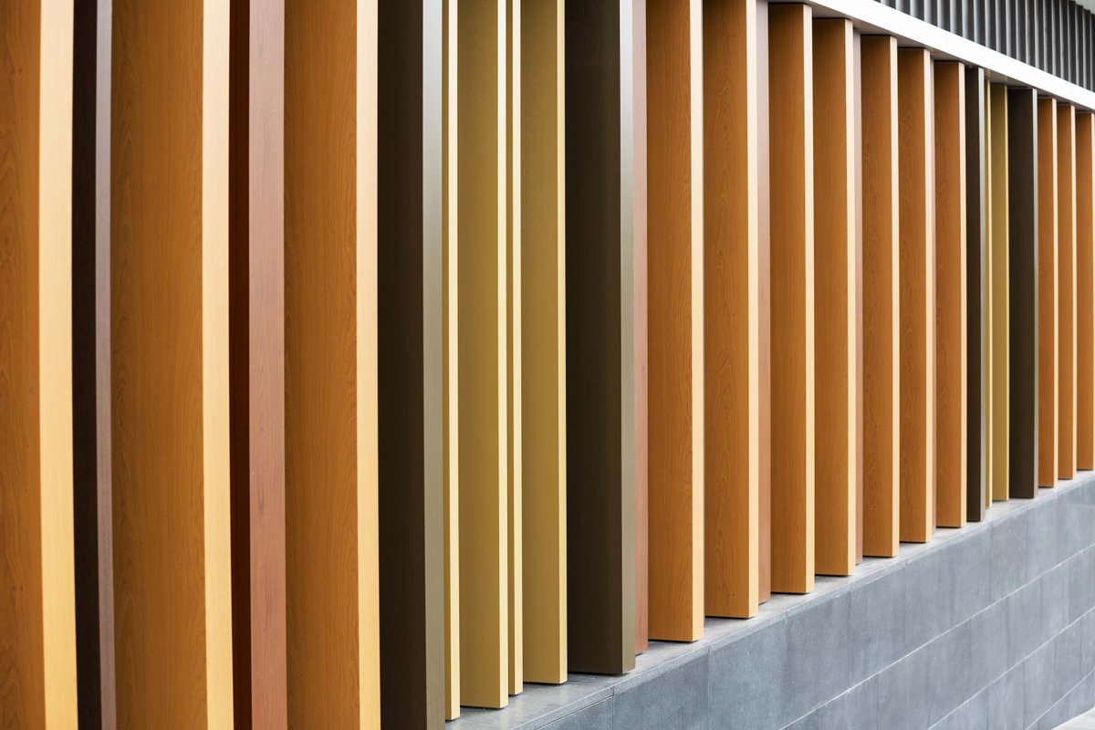 decorsystemsAU's tweet photo. The DecorSlat Clip-On screening system offers a non-combustible and yet versatile timber finish aluminium screening option that overcomes the drawbacks of traditional timber.
https://t.co/iMGX46oSu2 https://t.co/sxJBwwMkys