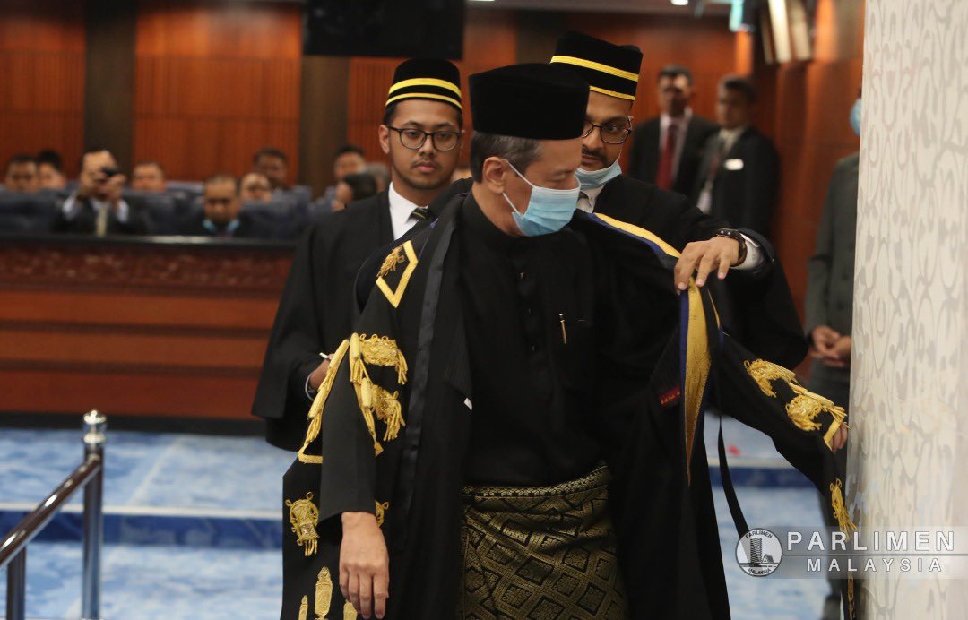 MYParlimen's tweet image. Sekalung tahniah kepada YB Datuk Azhar Azizan Harun diatas pelantikan sebagai Yang di-Pertua Dewan Rakyat. (14/7/2020)

📷 Parlimen Malaysia | Julie Aziah Salim | Adnan Khalip | Bahagian Komunikasi Korporat Parlimen Malaysia

#ypdr
#dewanrakyat 
#parlimenmalaysia