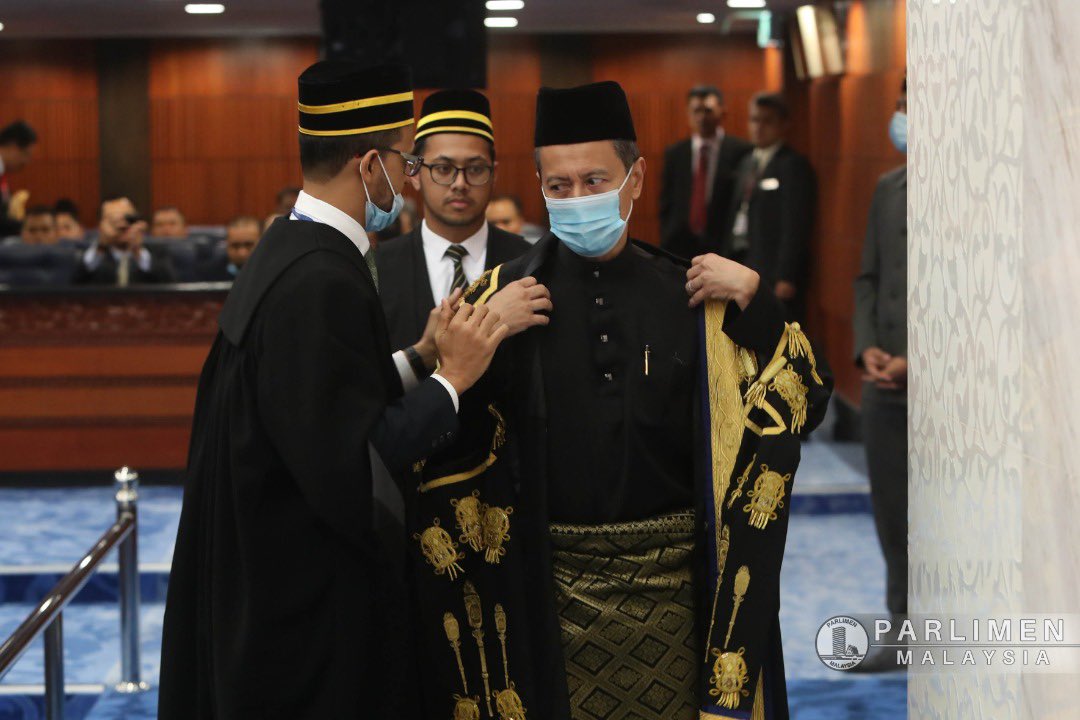 MYParlimen's tweet image. Sekalung tahniah kepada YB Datuk Azhar Azizan Harun diatas pelantikan sebagai Yang di-Pertua Dewan Rakyat. (14/7/2020)

📷 Parlimen Malaysia | Julie Aziah Salim | Adnan Khalip | Bahagian Komunikasi Korporat Parlimen Malaysia

#ypdr
#dewanrakyat 
#parlimenmalaysia