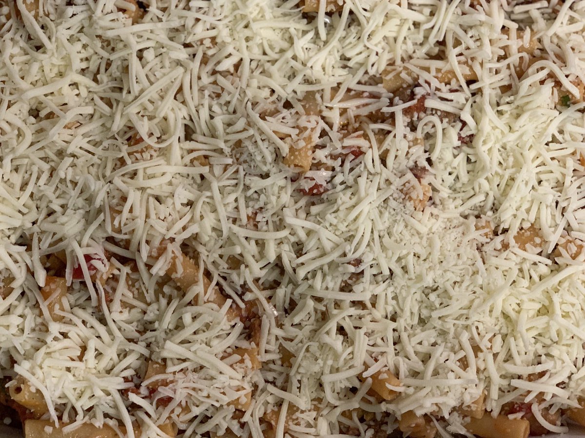 jmertens's tweet photo. You’re welcome, America #bakedziti #cookingwithgreggy #teamfat https://t.co/L1D97V6f89