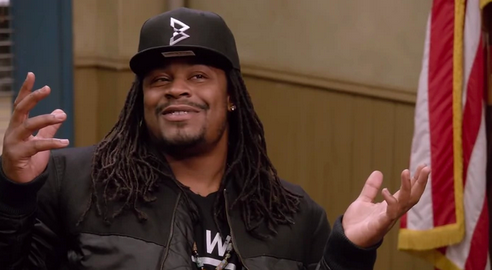 BearInsider's tweet photo. Marshawn Lynch (@MoneyLynch) partners with Vessl, Inc to create game-changing product RECOVERY. Lynch sought a tea that would provide optimal recovery after a tough workout, practice, or challenging day #calsports #gobears https://t.co/4BpHOOZgGS https://t.co/VLKJ9mlexA