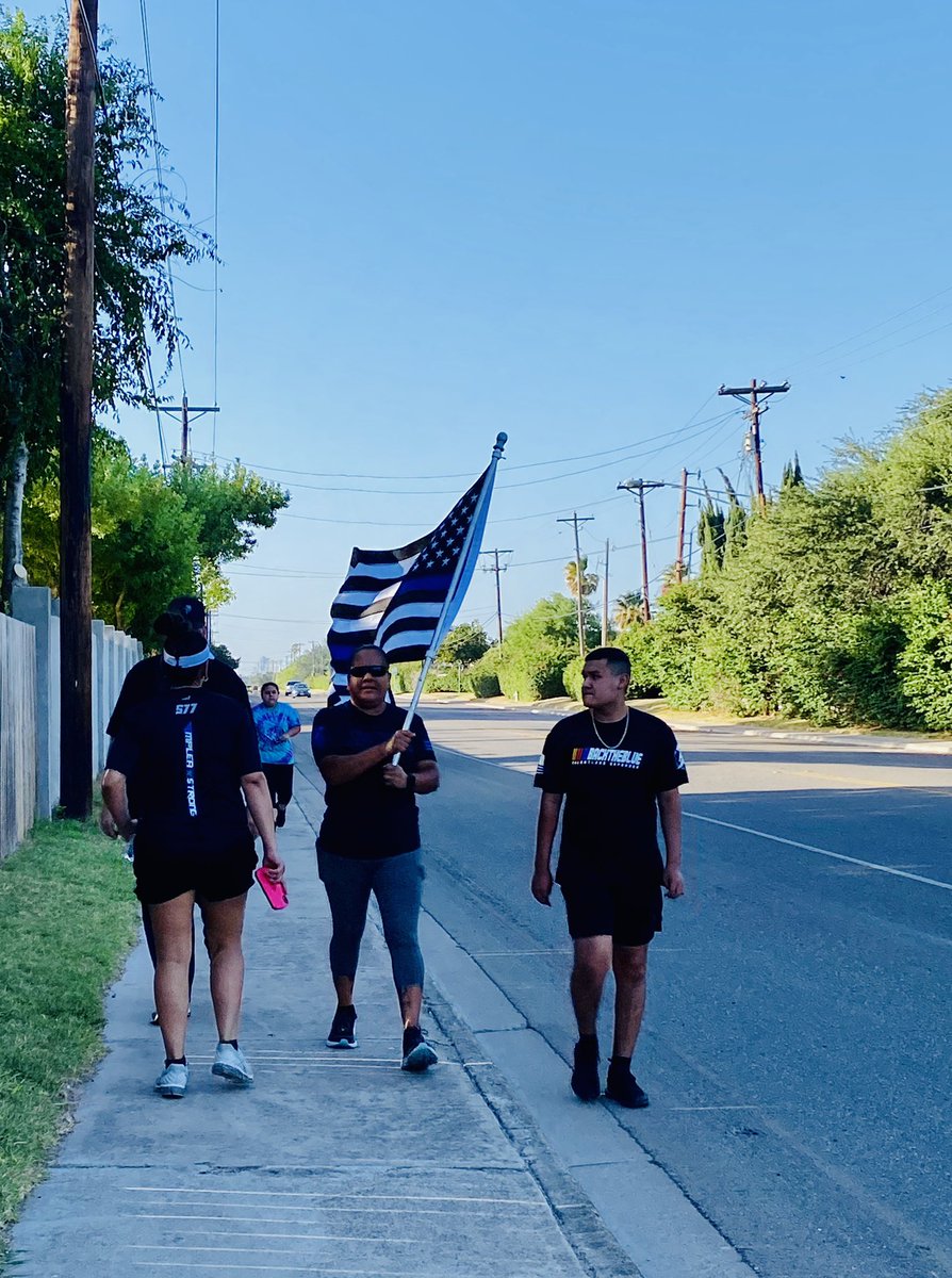 💙🖤 Stronger together! Some Mission residents walked tonight in honor of fallen heroes,  Officers Ismael Chavez and Edelmiro Garza from <a href="/CityofMcAllen/">City of McAllen, TX</a>. Our hearts are with you during this tremendous loss. We understand how it rocks a community to its core.