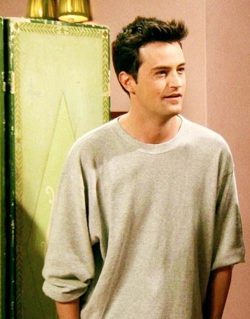 Louis Tomlinson but make it Chandler BingA concept and a thread.