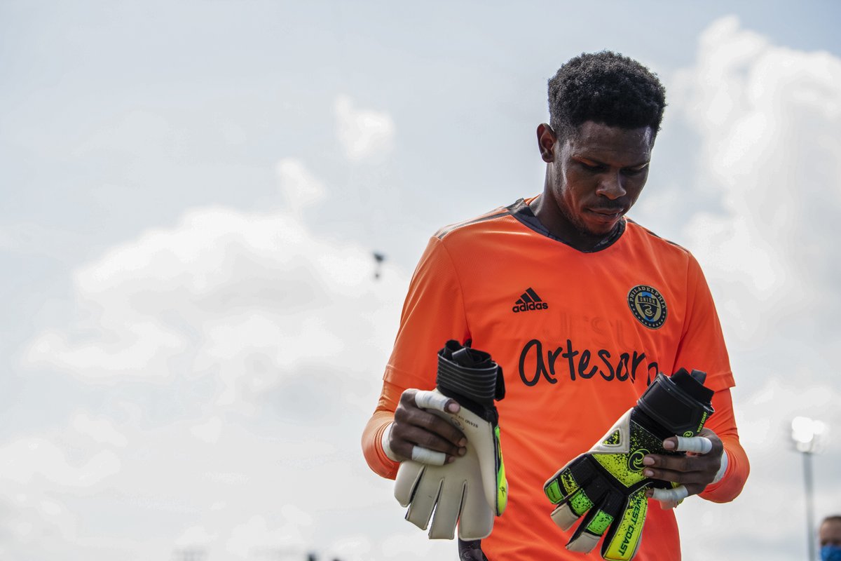 fanly_union's tweet photo. Confidence rises for Union and Blake #PHIUnion https://t.co/BzHbm1J22w https://t.co/wpTrI947wd