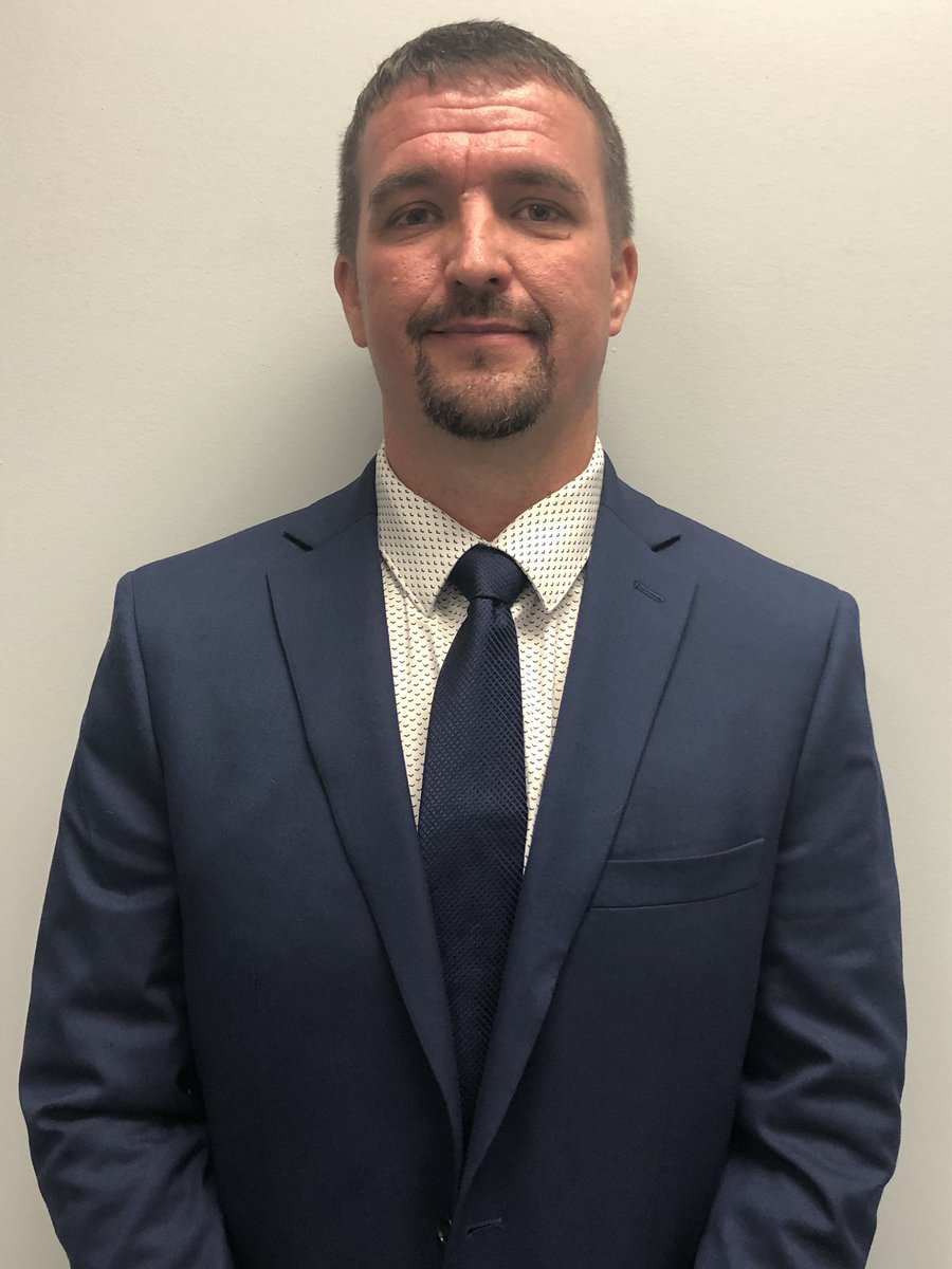 Congratulations to Mr. Lain Hinson on his appointment as principal of Summertown High School! Best of luck in this stressful, but rewarding work!