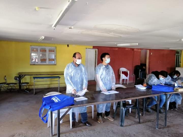 MUNI_ILLAPEL's tweet photo. Hoy se entregaron 975 canastas familiares del total de 6.000 priorizadas por el municipio en ayuda a nuestros vecinos 📦 https://t.co/4i2VuZY0ml