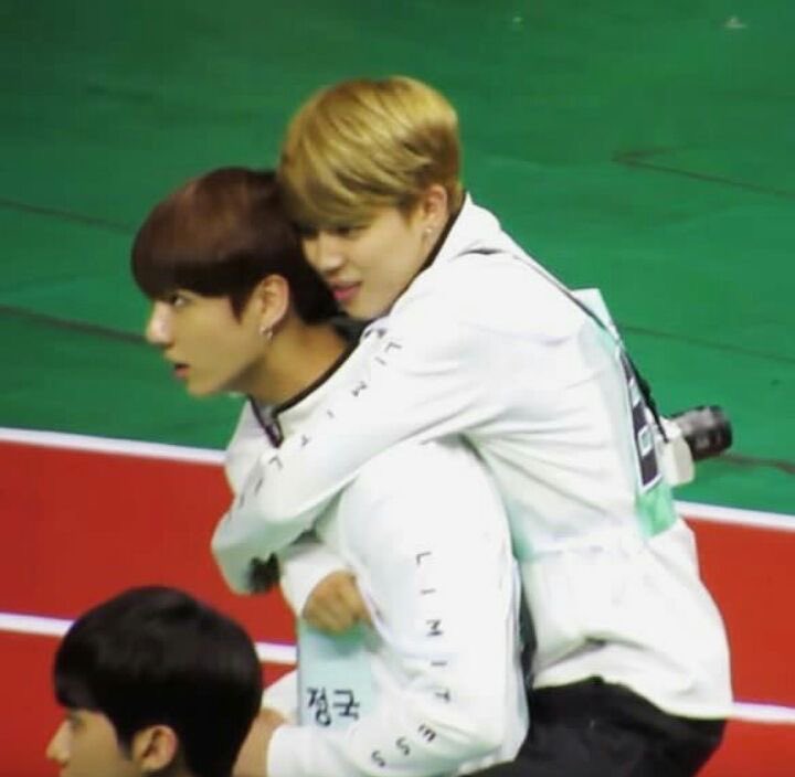  The soulmates sweet hugs:        #vmin VERSION     { a precious thread } 