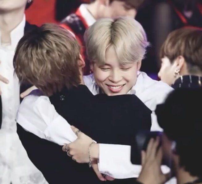  The soulmates sweet hugs:        #vmin VERSION     { a precious thread } 