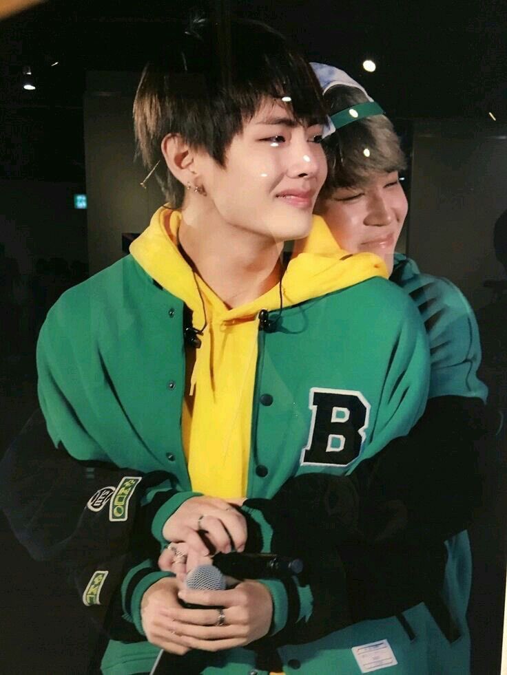  The soulmates sweet hugs:        #vmin VERSION     { a precious thread } 