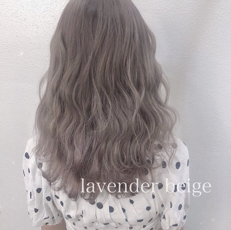 花染 緋鞠 U Tvitteri 髪色何にしようか迷ってたんだけど1枚目のピンクゴールドっぽいミルクティーか2 4枚目のラベンダーベージュか迷う 全部可愛すぎる