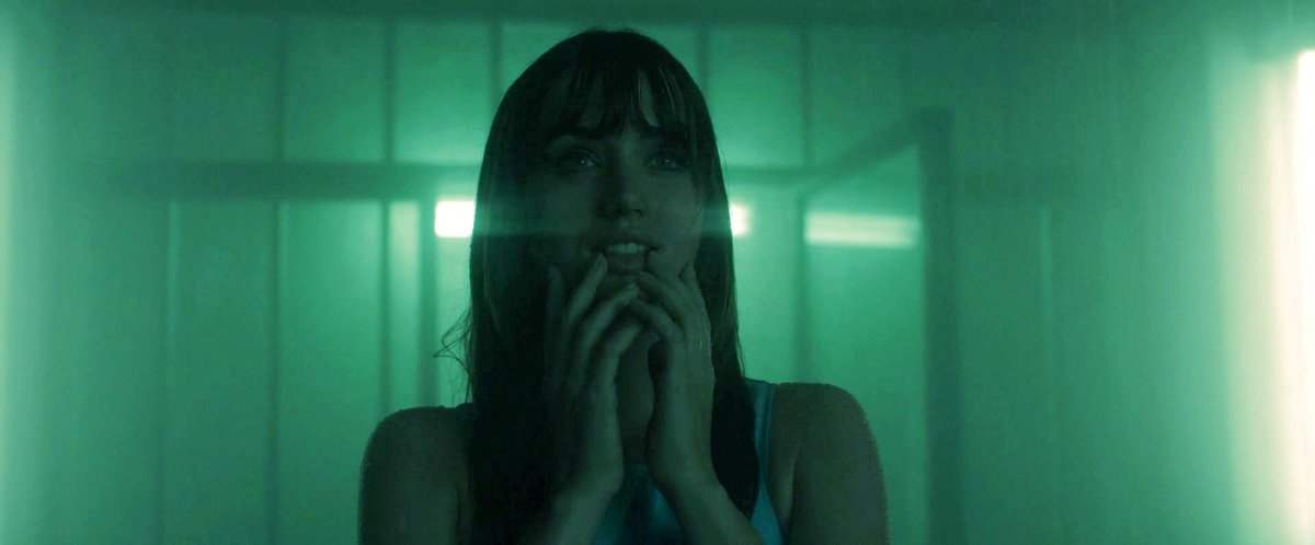 ana de armas in blade runner 2049.