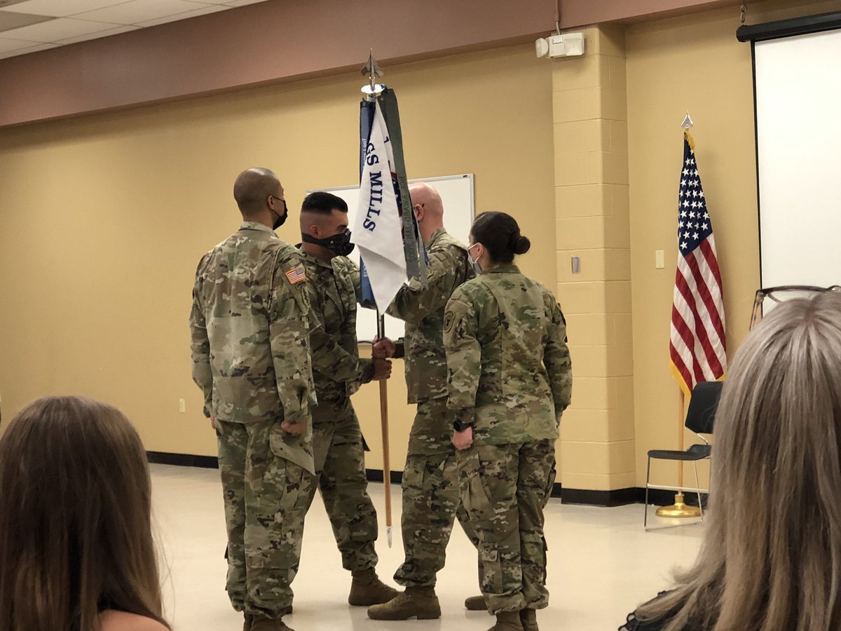 KingsMillsRctg's tweet photo. Today the Kings Mills Recruiting Company completed its Change of Command! We bid farewell to outgoing Commander CPT Newberry @KingsCdr and welcomed incoming Commander CPT Donnelly. Check out the ceremony at the following link. https://t.co/iOprUQ1azW https://t.co/ADF70C4e97