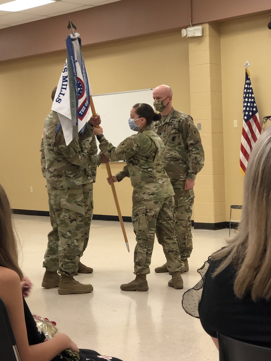 KingsMillsRctg's tweet photo. Today the Kings Mills Recruiting Company completed its Change of Command! We bid farewell to outgoing Commander CPT Newberry @KingsCdr and welcomed incoming Commander CPT Donnelly. Check out the ceremony at the following link. https://t.co/iOprUQ1azW https://t.co/ADF70C4e97