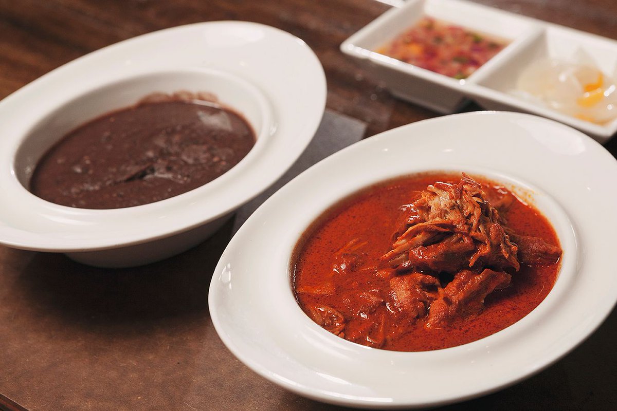 ¿Haz probado el menú de la cuchara prieta?
¡Irresistible!

Reserva aquí.
teléfono 4626267769
Whatsapp. wa.link/5h681v

¡Nos vemos el mañana!

#CocinaAutentica #Irapuato #Guanajuato #Bixa #SiempreBixa #ExperienciaBixa