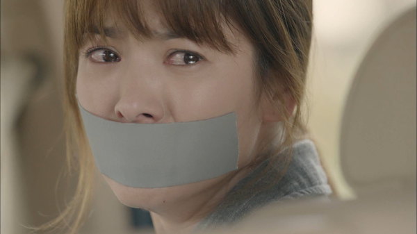 doramasasbr's tweet photo. dra. kang - descendants of the sun https://t.co/3vFAciGQoz