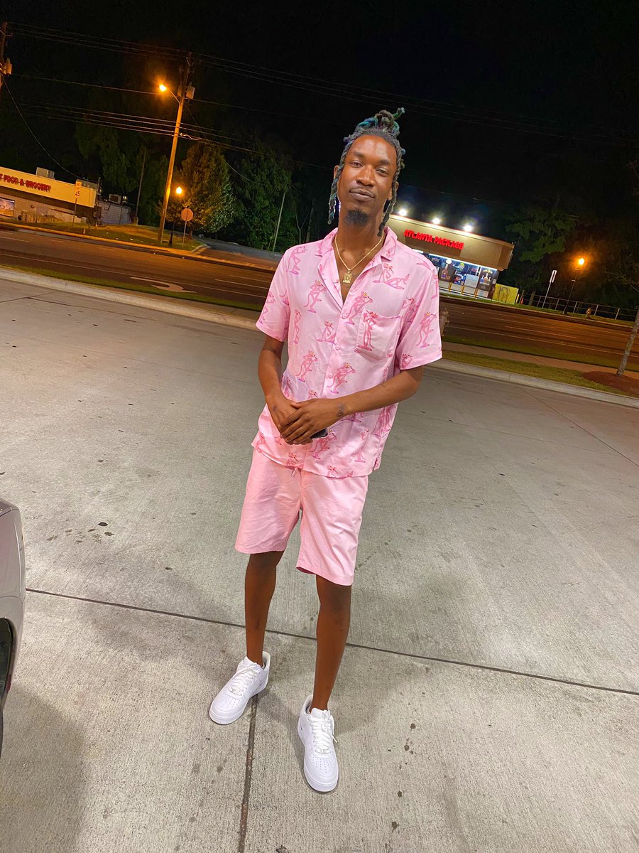 DeeJay2Hunna's tweet photo. π« Pink Panther π #NotNothin https://t.co/2YwdUqnWMy