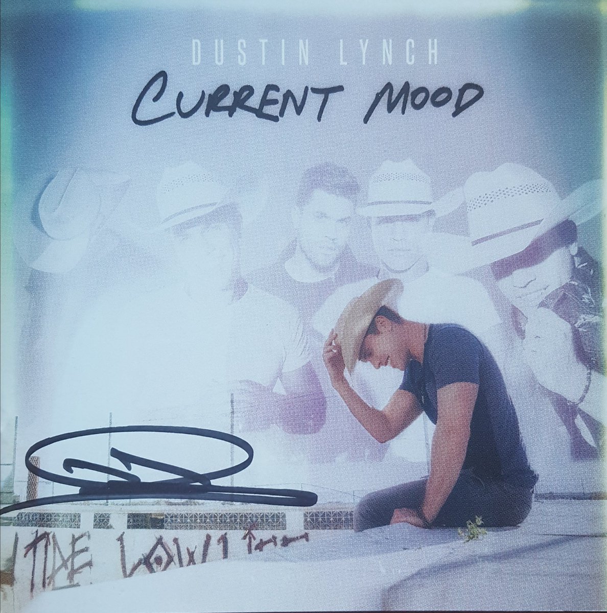 BigStarCountry's tweet photo. Retweet and follow BOTH @dustinlynch AND @BigStarCountry for a chance to win a CD copy of "Current Mood" SIGNED by Dustin! #CMAfest https://t.co/eaXj5eTzkN