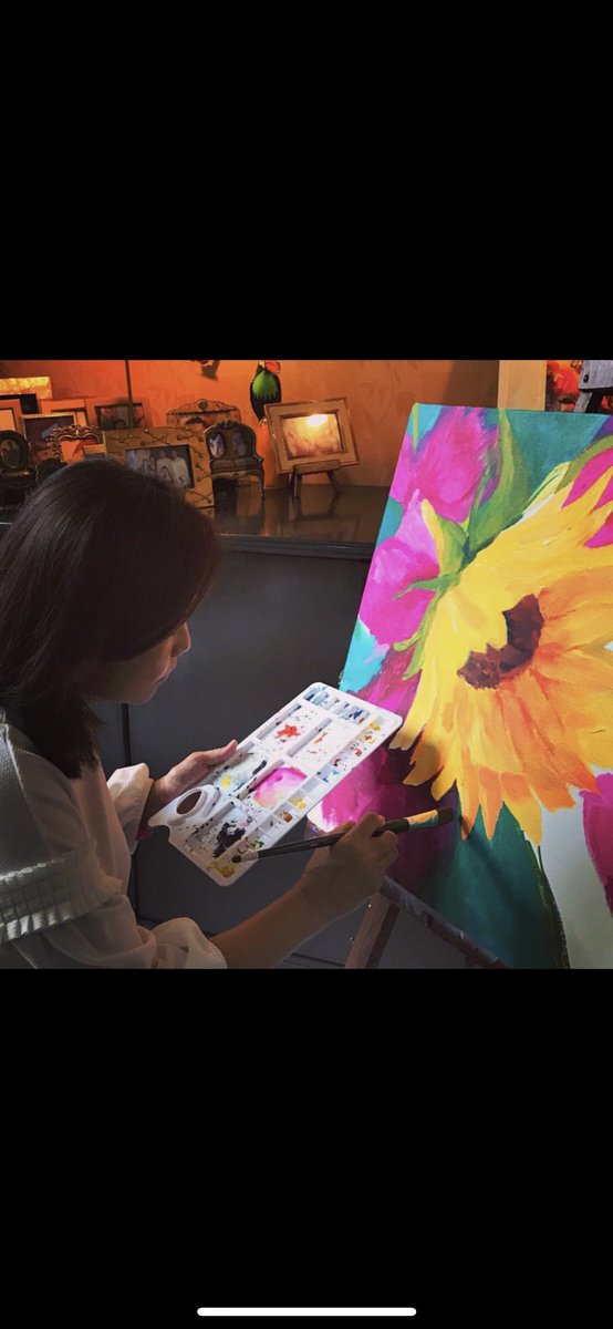 julienne1018's tweet photo. https://t.co/XoL3IgyKRs