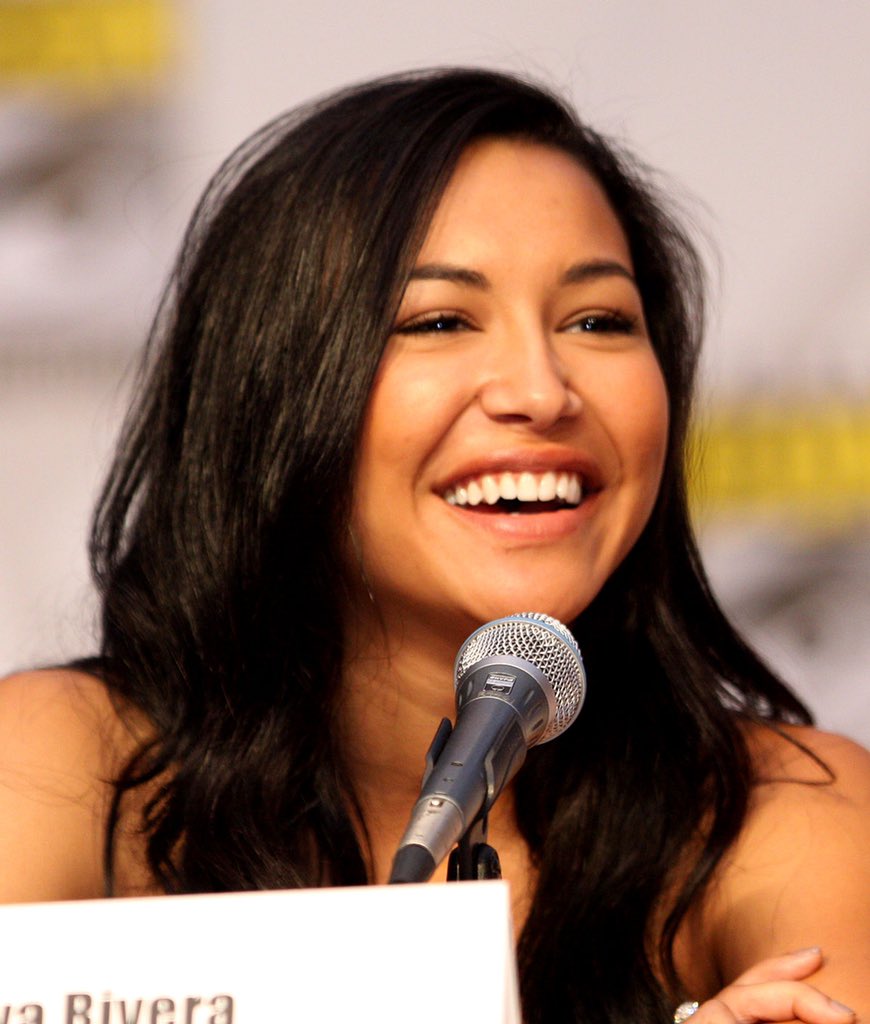 meghangrxce's tweet photo. I felt silly at first for crying over someone I’ve never met but I feel so heartbroken. She was a beautiful soul. I cannot begin to describe the impact that Naya Rivera has had on my life. Through her portrayal of Santana, I was able to accept myself for who I am. (1/2) https://t.co/0zC2LDDgKo