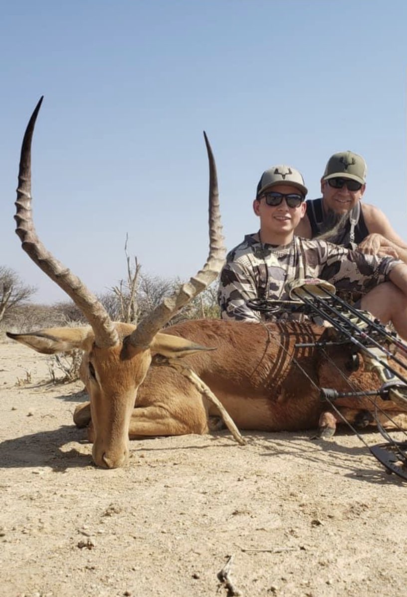 dirtydoebuckwld's tweet photo. Happy Birthday Matt!
#tb #2019
#happybirthday #huntingfamily #Namibia #scihunt #safari #safarihunt https://t.co/C40SgHe67A