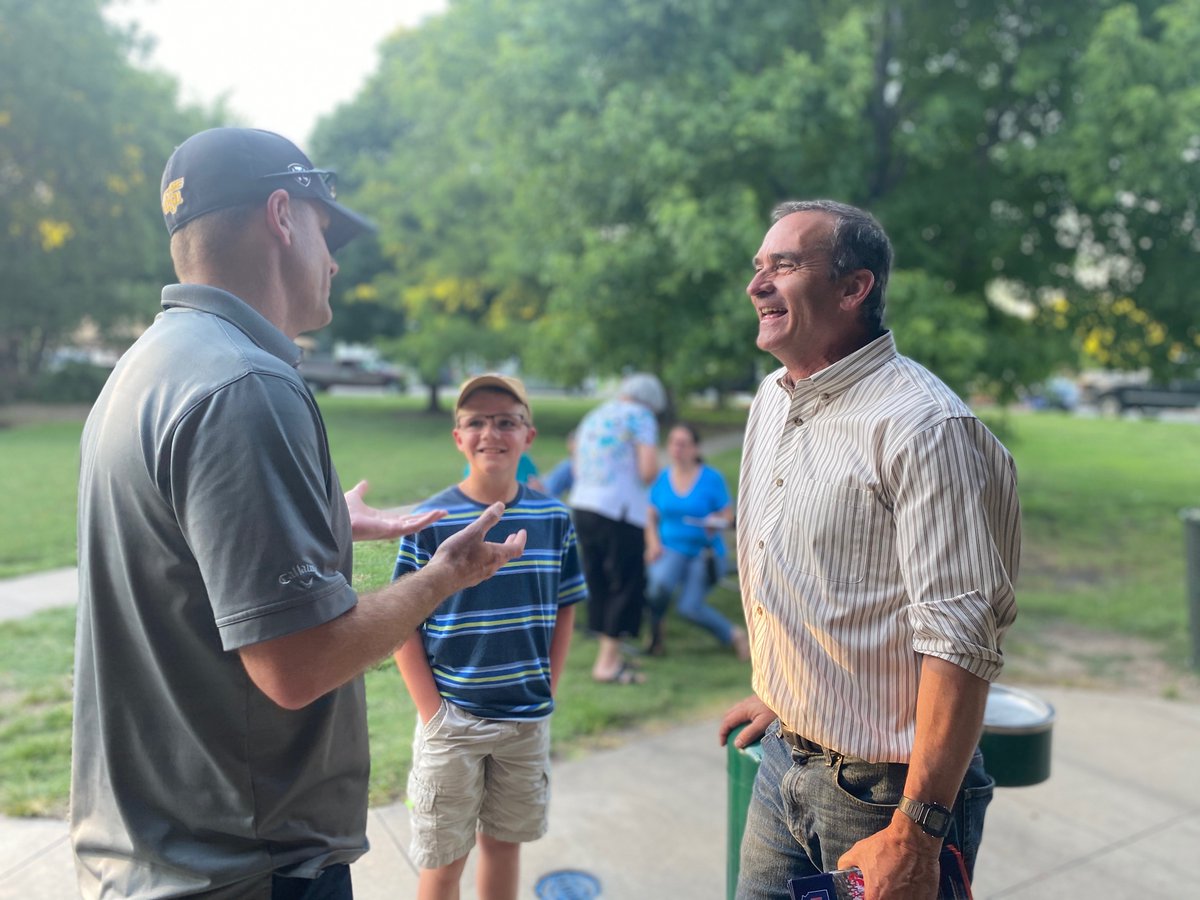 HamiltonforKS's tweet photo. Appreciate the invitation to speak at the Harvey County GOP Ice Cream Social this evening in Newton! #kssen #ksleg https://t.co/tmOgb3fnQu