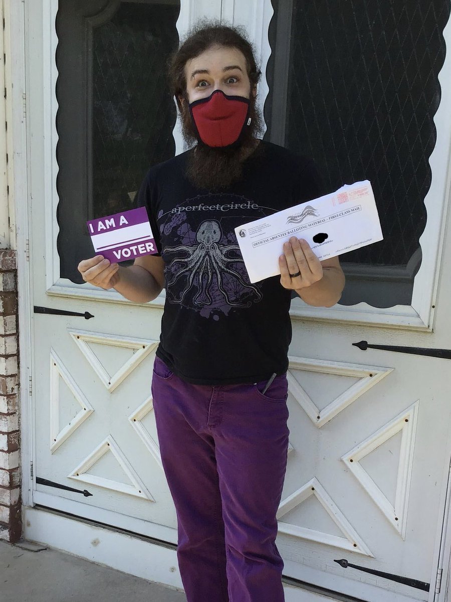 TurnoutWI's tweet photo. This voter was caught with his ballot in hand! Be like him and request your absentee ballot here: https://t.co/G0u6J6u1a0
#VotersOf2020 https://t.co/T05FOhvFRr